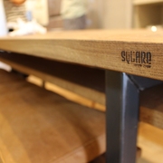 オークの鉄脚ダイニングテーブル+木脚ベンチ+レザーベンチクッション画像4